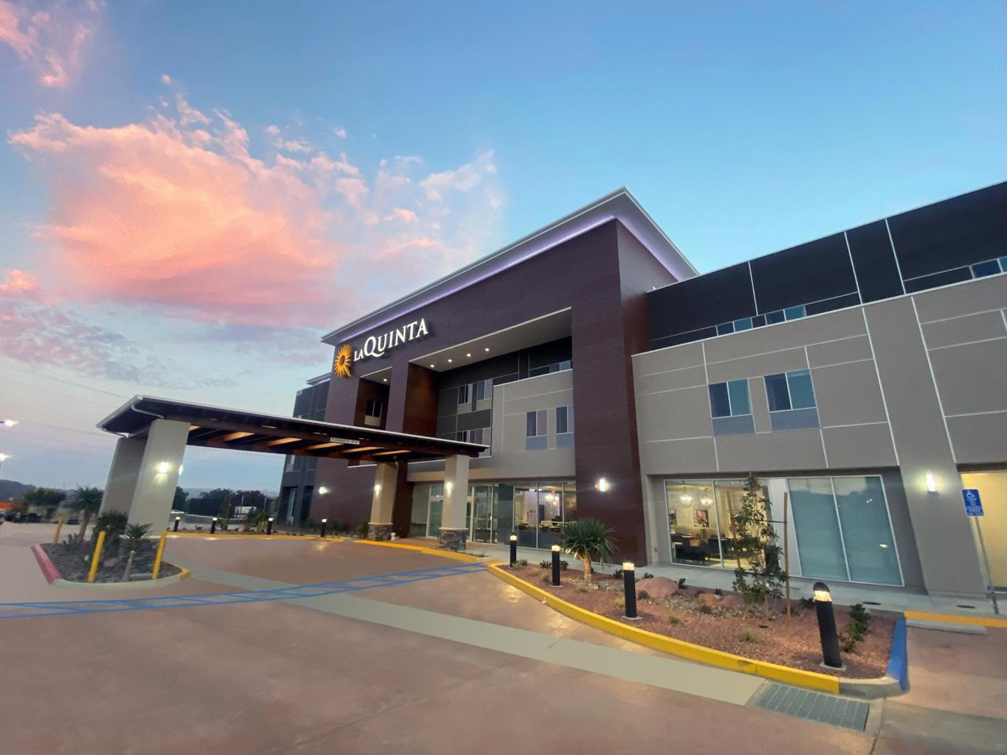 La Quinta Inn & Suites By Wyndham Yucaipa Buitenkant foto
