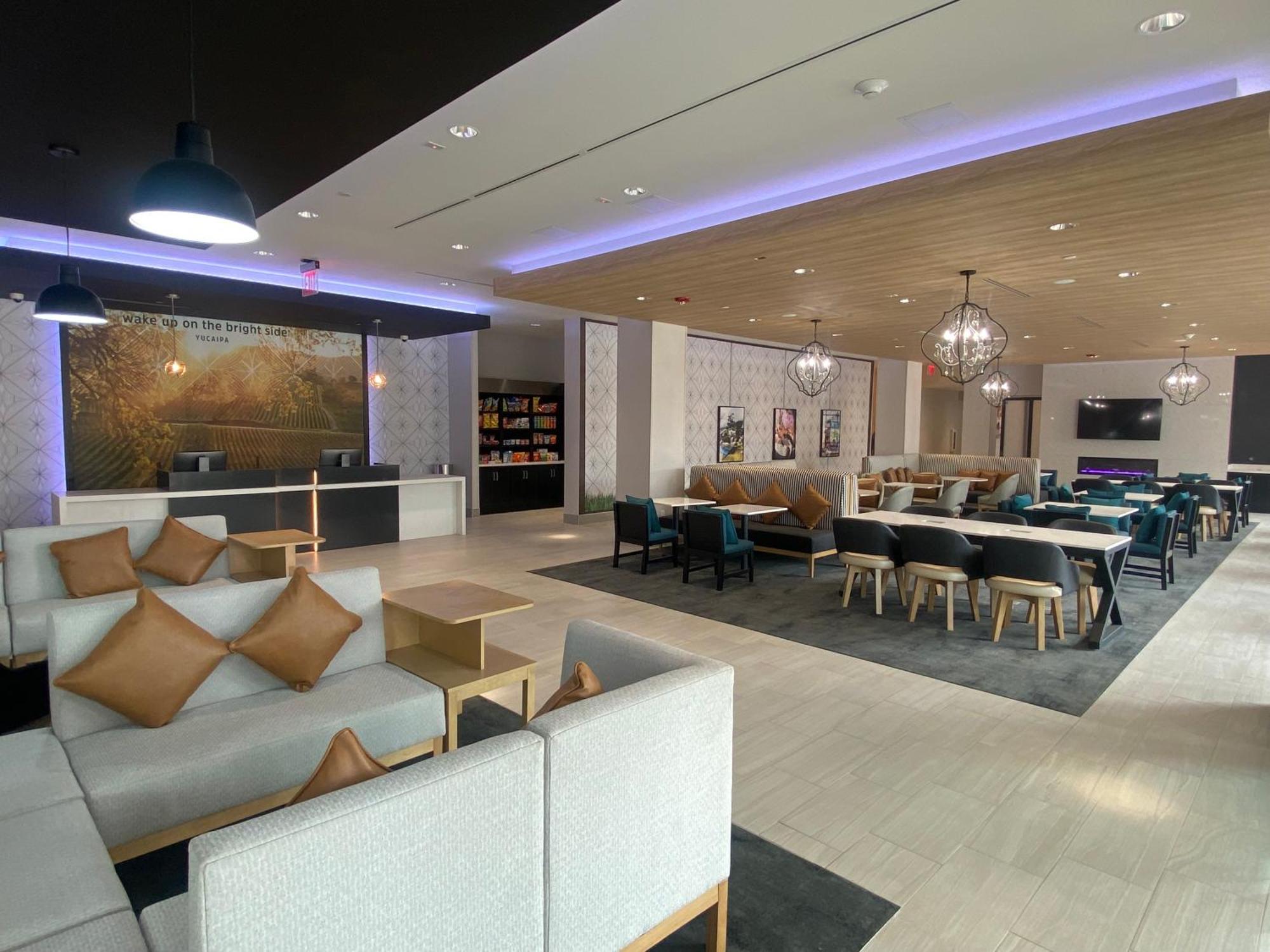 La Quinta Inn & Suites By Wyndham Yucaipa Buitenkant foto